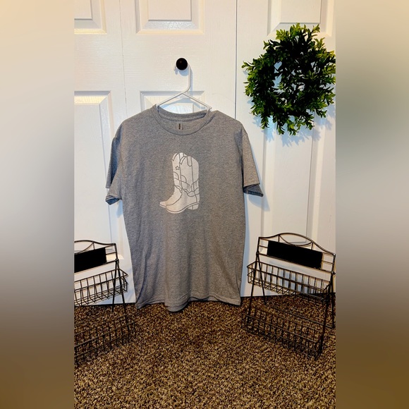 Never worn made with a cricut to sell it! - Picture 1 of 2